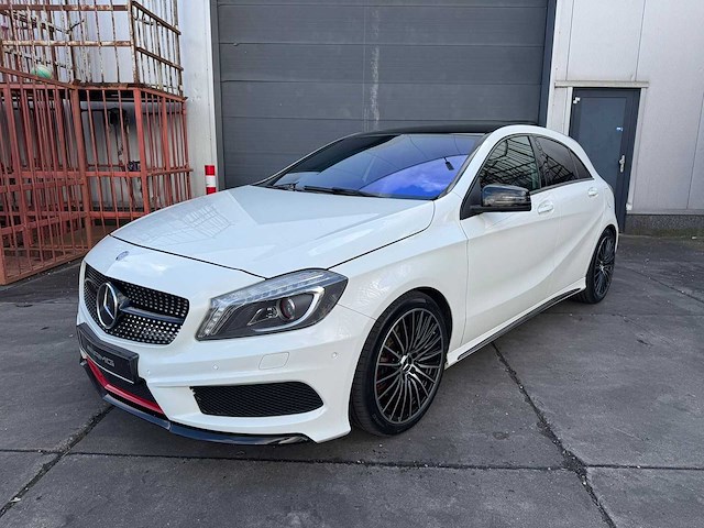 2014 mercedes-benz a-klasse 250 amg sport 300pk ambition g-313-tz - afbeelding 41 van  45