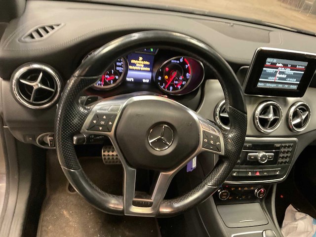 2014 mercedes-benz / amg cla 45 personenauto - afbeelding 34 van  35