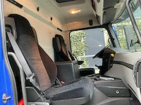 2014 mercedes-benz antos vrachtwagen met gesloten opbouw - afbeelding 3 van  32