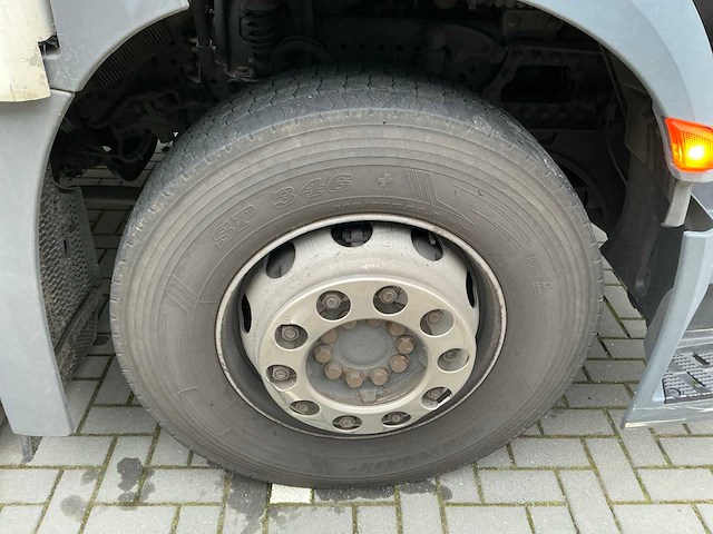 2014 mercedes-benz antos vrachtwagen met gesloten opbouw - afbeelding 14 van  32