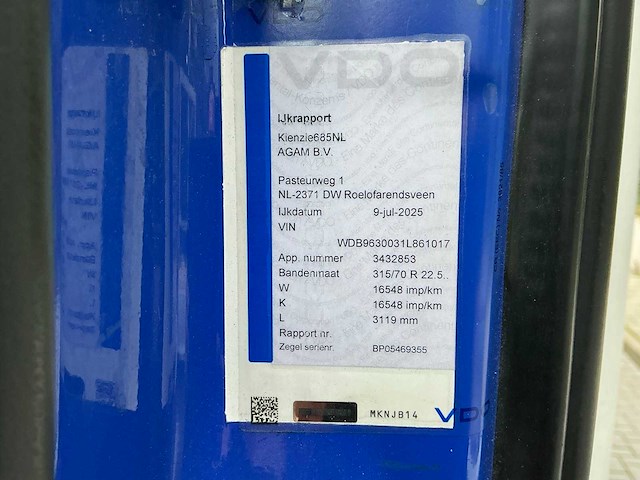 2014 mercedes-benz antos vrachtwagen met gesloten opbouw - afbeelding 22 van  32