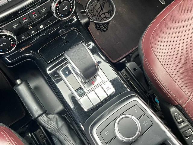 2014 mercedes-benz g-klasse amg 63 personenauto - afbeelding 30 van  40
