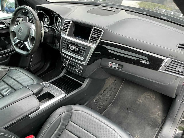 2014 mercedes-benz gl-klasse amg 63 personenauto ( 7-persoons ) - afbeelding 12 van  13