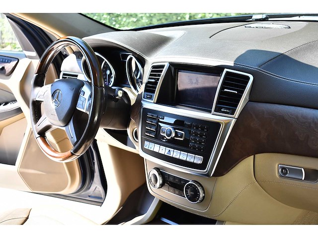 2014 mercedes-benz ml550 suv 4,7l v8 btw auto - afbeelding 38 van  82