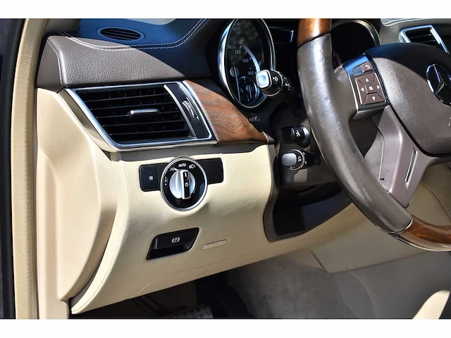 2014 mercedes-benz ml550 suv 4,7l v8 btw auto - afbeelding 61 van  82