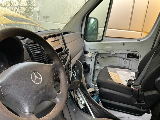 2014 mercedes-benz sprinter 313 2.2 cdi 432lhddc bedrijfswagen v-503-lb - afbeelding 3 van  8