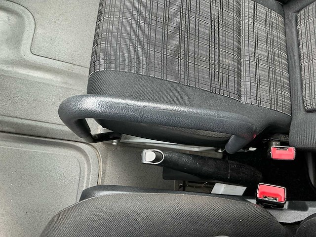 2014 mercedes-benz sprinter 516 2.2 bluetec 432 dc bedrijfswagen 4x4 - afbeelding 27 van  44