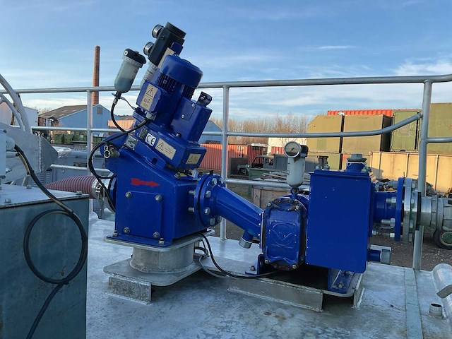 2014 meta coque strongall drijvend platform voor lagunefiltratie; op haakarm transportframe - afbeelding 1 van  12