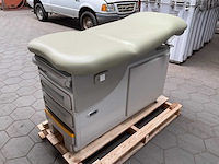 2014 midmark ritter 204 examination table - afbeelding 1 van  5