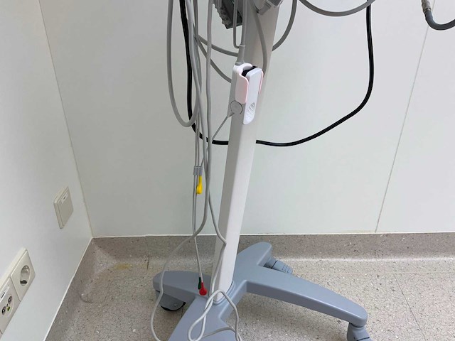 2014 mindray imec10 trolley voor vitale functies - afbeelding 6 van  9