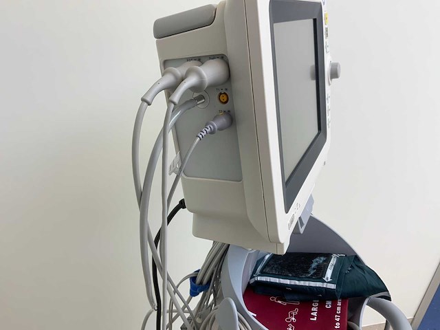 2014 mindray imec10 trolley voor vitale functies - afbeelding 7 van  9