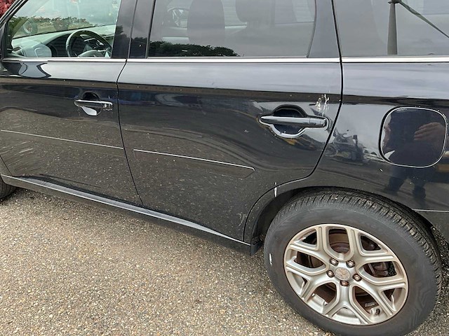 2014 mitsubishi outlander 2.0 phev instyle+ personenauto 6-tht-94 - afbeelding 6 van  39