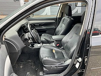 2014 mitsubishi outlander 2.0 phev instyle+ personenauto 6-tht-94 - afbeelding 9 van  39