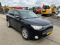 2014 mitsubishi outlander 2.0 phev instyle+ personenauto 6-tht-94 - afbeelding 37 van  39
