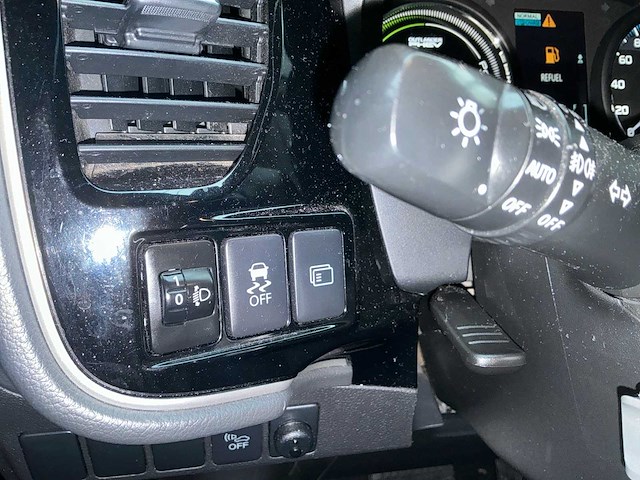 2014 mitsubishi outlander phev personenauto - afbeelding 10 van  27