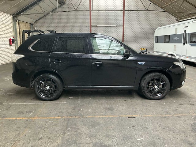 2014 mitsubishi outlander phev personenauto - afbeelding 24 van  27
