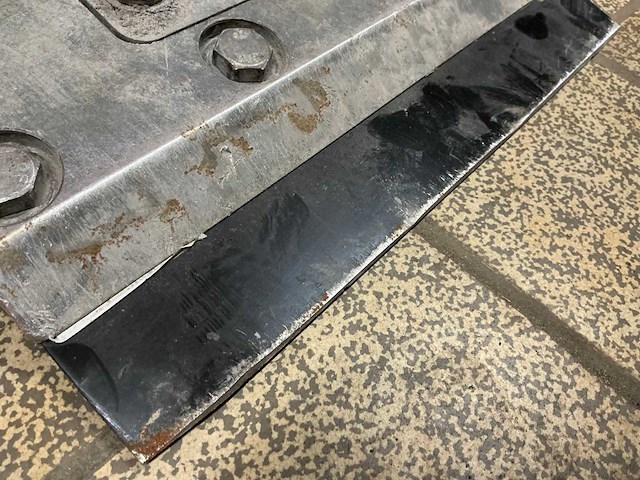 2014 national flooring equipment 5700 bol opzit accu tapijt / vloerstripper - afbeelding 7 van  15