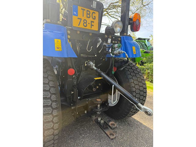 2014 new holland boomer 25 4wd zitmaaier - afbeelding 10 van  13