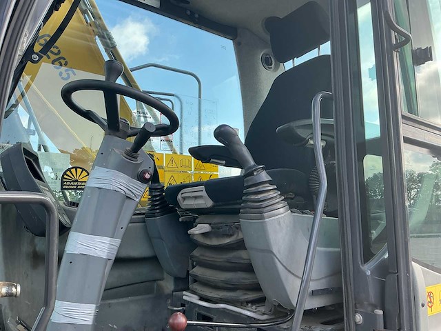 2014 new holland we150b pro banden graafmachine - afbeelding 24 van  51