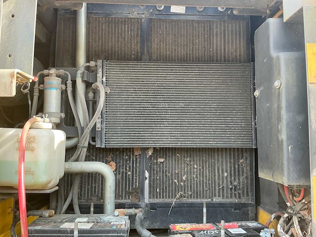 2014 new holland we150b pro banden graafmachine - afbeelding 37 van  51
