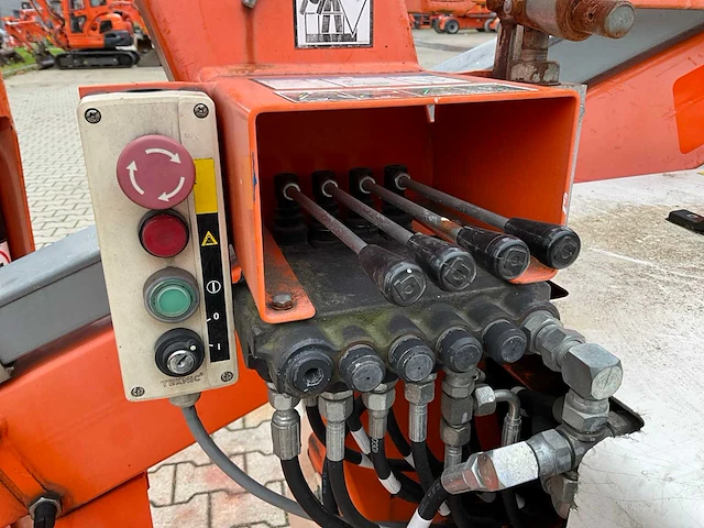 2014 niftylift nifty 120 tac hoogwerker aanhangwagen - afbeelding 14 van  35