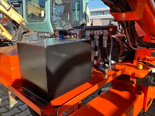 2014 niftylift nifty 120 tac hoogwerker aanhangwagen - afbeelding 14 van  28