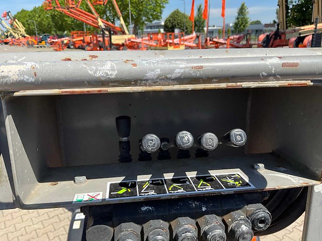 2014 niftylift nifty 170 hac hoogwerker aanhangwagen - afbeelding 8 van  26