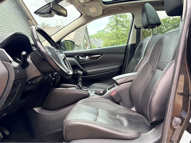 2014 nissan qashqai 1.2 camera 360 premier edition personenauto - afbeelding 17 van  19