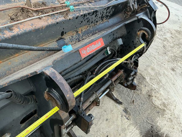 2014 oilquick shovel hoogkipbak met hydraulische klem - afbeelding 2 van  12