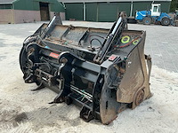 2014 oilquick shovel hoogkipbak met hydraulische klem - afbeelding 8 van  12