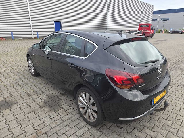 2014 opel astra 1.4 turbo cosmo personenauto - afbeelding 5 van  9