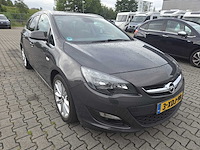 2014 opel astra sports tourer 1.4 turbo design ed. personenauto - afbeelding 2 van  5