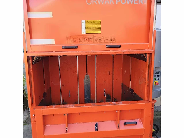 2014 orwak 3420 afvalpers / kartonpers verticale balenpers - afbeelding 8 van  11