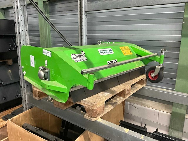 2014 peruzzo scorpion 1200 klepelmaaier - afbeelding 1 van  9