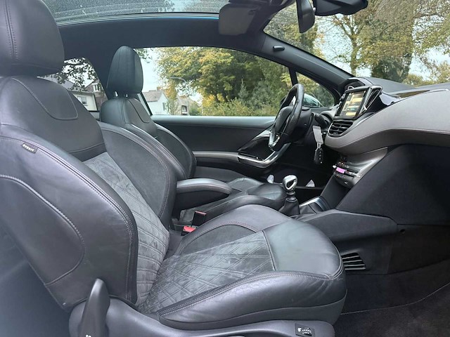 2014 peugeot 208 1.6 thp xy personenauto - afbeelding 8 van  22