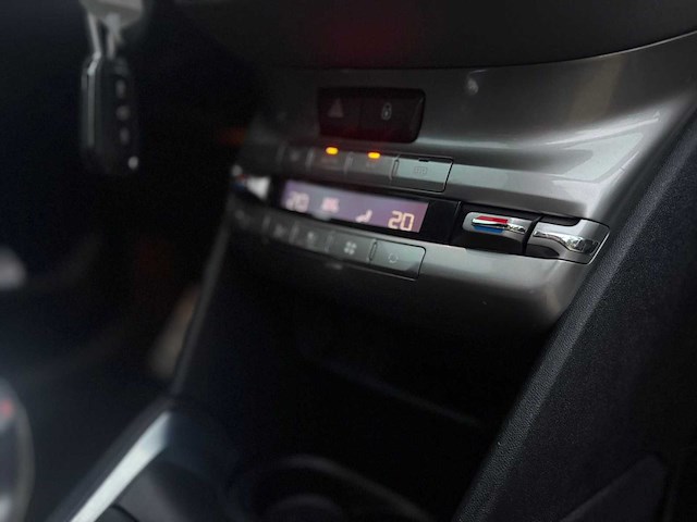 2014 peugeot 208 1.6 thp xy personenauto - afbeelding 9 van  22