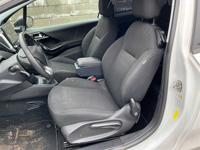 2014 peugeot 208 personenauto - afbeelding 6 van  42