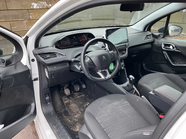 2014 peugeot 208 personenauto - afbeelding 7 van  42