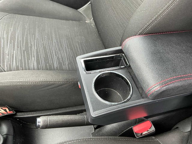 2014 peugeot 208 personenauto - afbeelding 21 van  42