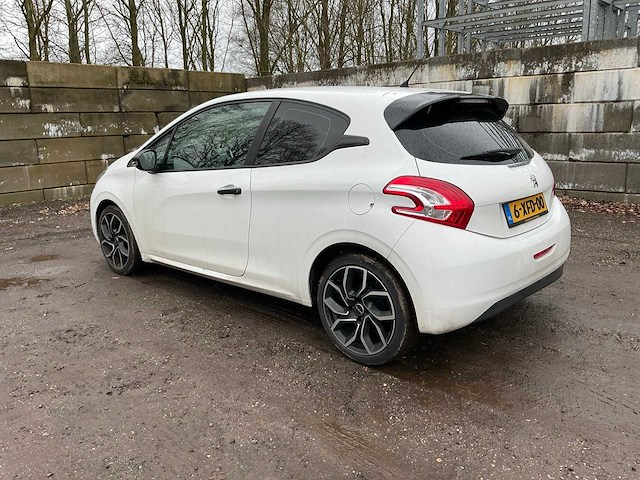 2014 peugeot 208 personenauto - afbeelding 23 van  42