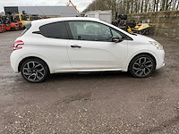 2014 peugeot 208 personenauto - afbeelding 39 van  42