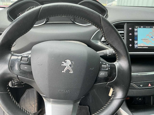 2014 peugeot 308 1.2 puretech allure personenauto - afbeelding 18 van  33