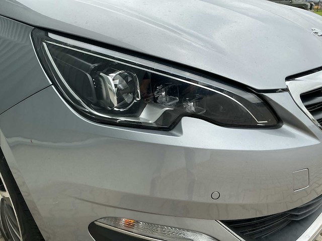 2014 peugeot 308 1.2 puretech allure personenauto - afbeelding 9 van  33