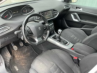 2014 peugeot 308 1.2 puretech allure personenauto - afbeelding 11 van  33