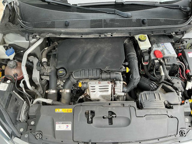 2014 peugeot 308 1.2 puretech allure personenauto - afbeelding 22 van  33
