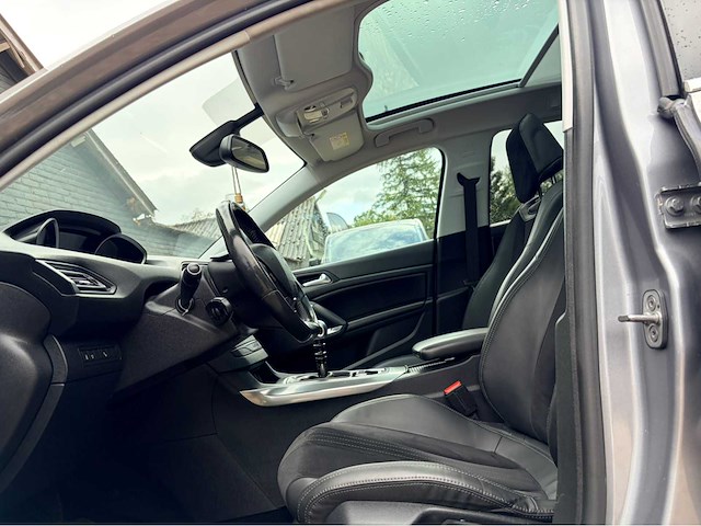 2014 peugeot 308 sw 1.2 e-thp première personenauto - afbeelding 17 van  18