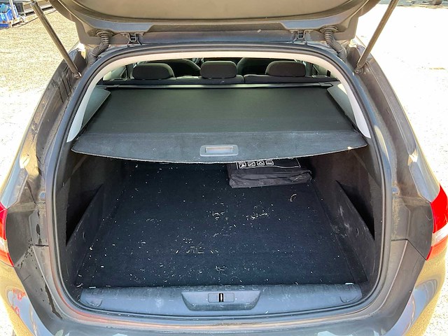 2014 peugeot 308 sw 1.6 bluehdi personenauto 4-zdb-59 - afbeelding 30 van  40