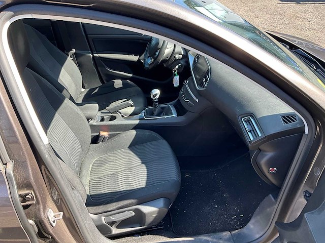 2014 peugeot 308 sw 1.6 bluehdi personenauto 4-zdb-59 - afbeelding 23 van  39