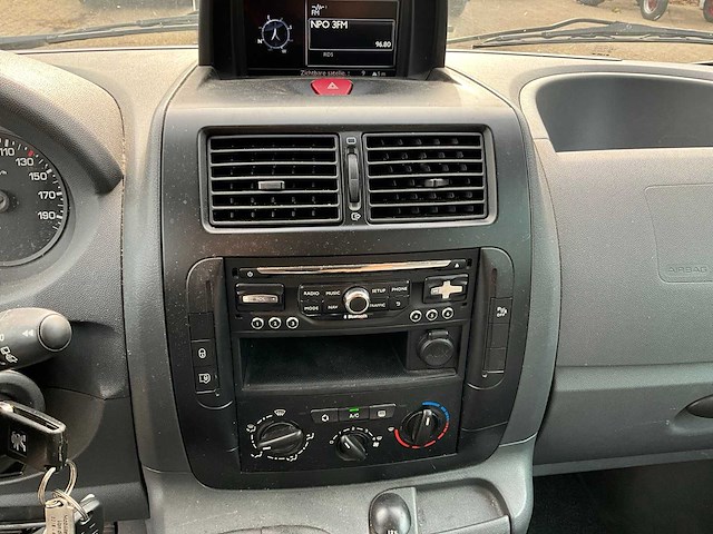 2014 peugeot expert 2.0 hdi bedrijfswagen vj-451-d - afbeelding 16 van  39