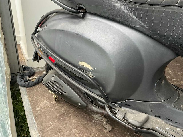 2014 piaggio vespa snorscooter - afbeelding 8 van  11